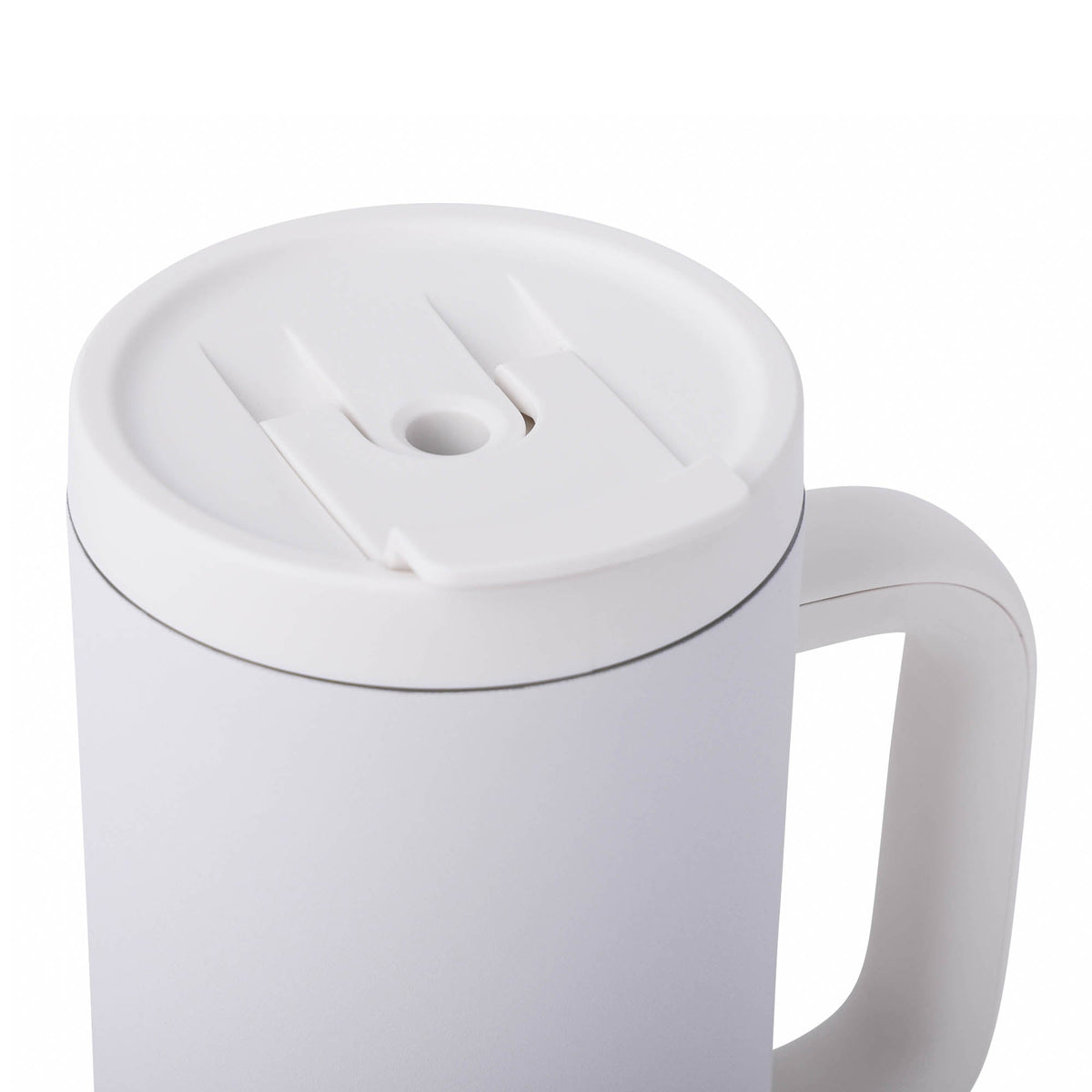 40-oz-leisure-tumbler-l4 CoreHome_MannaHydration_Whites_Raw-42.jpg