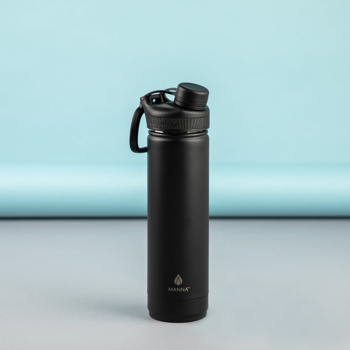 26-oz-saratoga-bottle-s4 MAN_Website_Saratoga_05.jpg